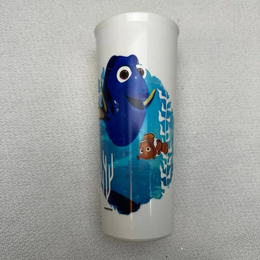 TUPPERWARE Finding Nemo finding Dory Tumbler
